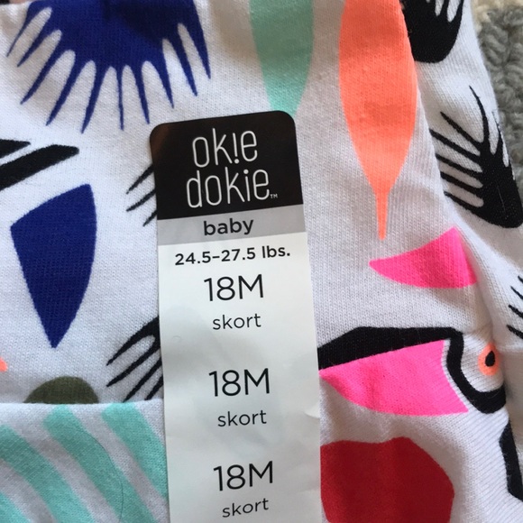 Okie dokie bundle 2 body suits and 1 skirt - Picture 8 of 8